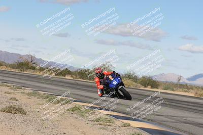 media/Nov-16-2025-Race Pace (Sun) [[8c5fa54630]]/Non Verified Riders (1st 20 Minutes)/3-Turn 3 Inside (11am)/